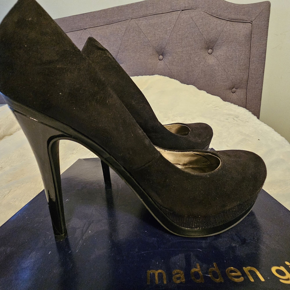 G by Guess Black Suede Heels